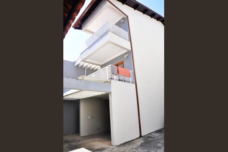 Casa para alugar com 230m², 3 quartos e 5 vagasGaragem