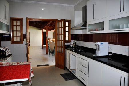Casa para alugar com 230m², 3 quartos e 5 vagasDetalhe - Cozinha