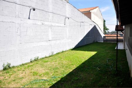 Casa para alugar com 230m², 3 quartos e 5 vagasDetalhe - Área Verde