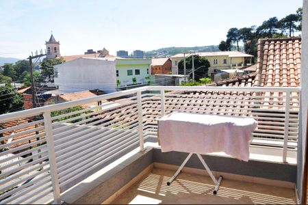 Casa para alugar com 230m², 3 quartos e 5 vagasDetalhe - Varanda