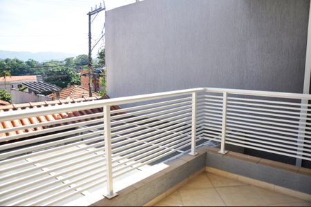 Casa para alugar com 230m², 3 quartos e 5 vagasDetalhe - Varanda da Sala