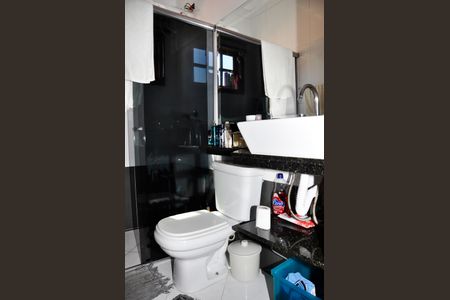 Casa para alugar com 230m², 3 quartos e 5 vagasDetalhe - Suíte