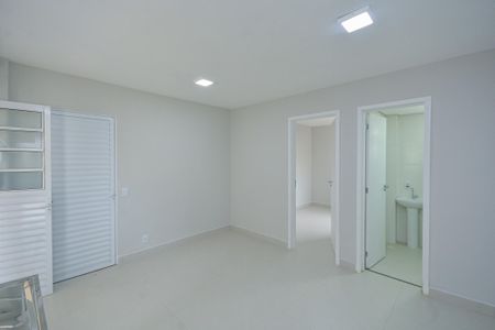 Kitnet/Studio para alugar com 1 quarto, 30m² em Jardim Anhanguera, São Paulo