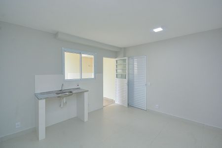 Kitnet/Studio para alugar com 1 quarto, 30m² em Jardim Anhanguera, São Paulo