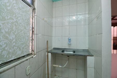 Cozinha de kitnet/studio para alugar com 1 quarto, 35m² em Brotas, Salvador