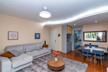 Apartamento à venda com 130m², 3 quartos e 1 vaga Apartamento à venda com 130m², 3 quartos e 1 vagaSala