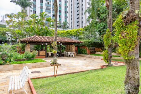 Apartamento à venda com 130m², 3 quartos e 1 vaga Apartamento à venda com 130m², 3 quartos e 1 vagaÁrea comum