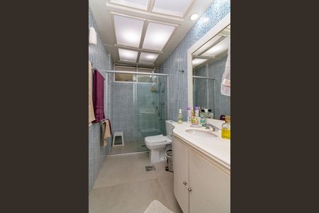 Apartamento à venda com 130m², 3 quartos e 1 vaga Apartamento à venda com 130m², 3 quartos e 1 vagaBanheiro Social