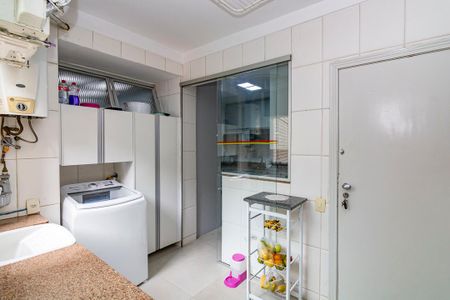 Apartamento à venda com 130m², 3 quartos e 1 vaga Apartamento à venda com 130m², 3 quartos e 1 vagaÁrea de Serviço