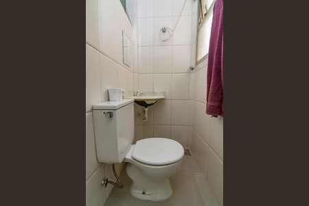 Apartamento à venda com 130m², 3 quartos e 1 vaga Apartamento à venda com 130m², 3 quartos e 1 vagaBanheiro de serviço