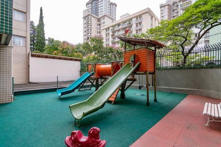 Apartamento à venda com 130m², 3 quartos e 1 vaga Apartamento à venda com 130m², 3 quartos e 1 vagaÁrea comum