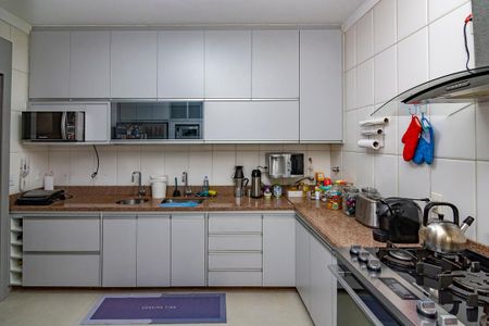 Apartamento à venda com 130m², 3 quartos e 1 vaga Apartamento à venda com 130m², 3 quartos e 1 vagaCozinha
