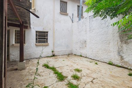 Casa à venda com 93m², 2 quartos e sem vagaQuintal