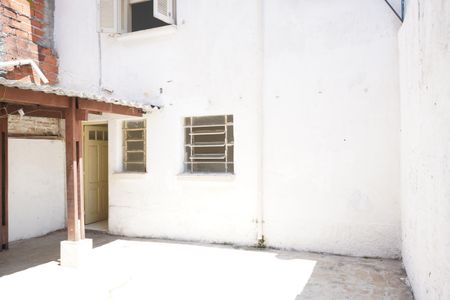 Casa à venda com 93m², 2 quartos e sem vagaQuintal