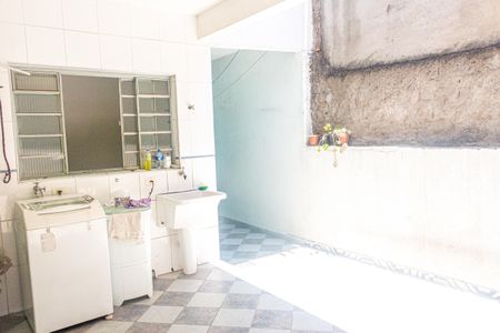 Casa para alugar com 100m², 2 quartos e 1 vagaÁrea de Serviço