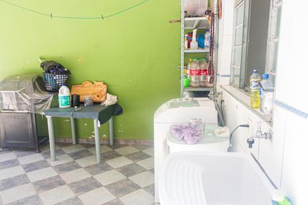 Casa para alugar com 100m², 2 quartos e 1 vagaÁrea de Serviço