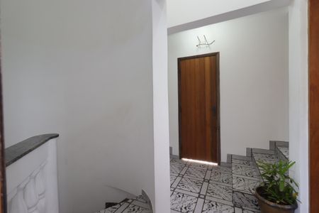 Casa à venda com 310m², 5 quartos e 7 vagasCorredor piso superior