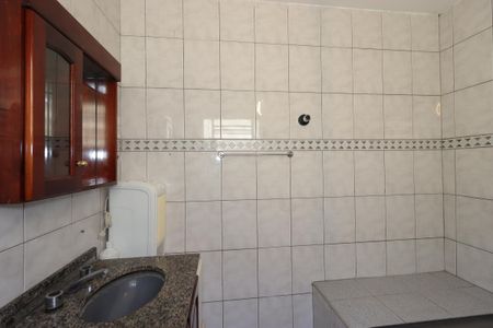Casa à venda com 310m², 5 quartos e 7 vagasBanheiro da Suíte 1