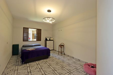 Casa à venda com 310m², 5 quartos e 7 vagasSuíte 1