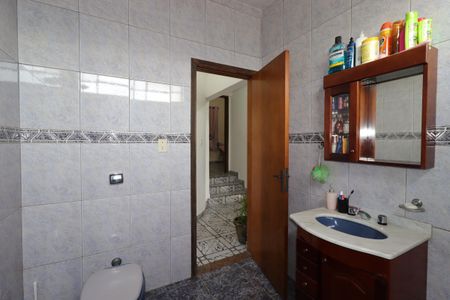 Casa à venda com 310m², 5 quartos e 7 vagasBanheiro Social