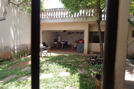 Casa à venda com 310m², 5 quartos e 7 vagasVista da Suíte 1