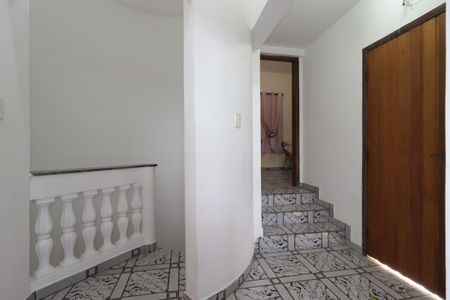 Casa à venda com 310m², 5 quartos e 7 vagasCorredor piso superior