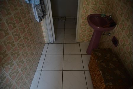 Casa à venda com 350m², 2 quartos e 5 vagasBanheiro Social