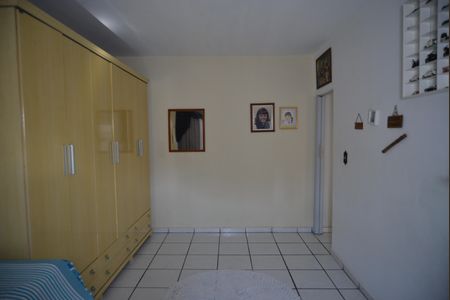 Casa à venda com 350m², 2 quartos e 5 vagasQuarto 1