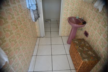 Casa à venda com 350m², 2 quartos e 5 vagasBanheiro Social