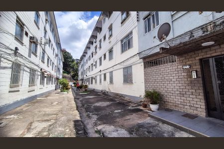 Apartamento à venda com 80m², 3 quartos e sem vagaÁrea comum