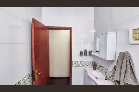 Apartamento à venda com 80m², 3 quartos e sem vagaBanheiro 
