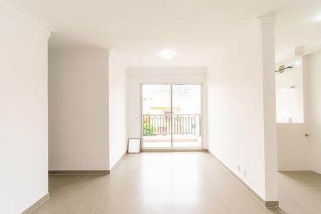 Sala de apartamento à venda com 3 quartos, 67m² em Sítio da Figueira, São Paulo