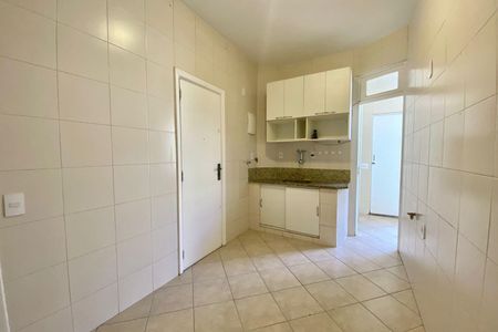Apartamento à venda com 80m², 2 quartos e 1 vagaCozinha