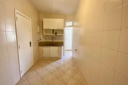 Apartamento à venda com 80m², 2 quartos e 1 vagaCozinha