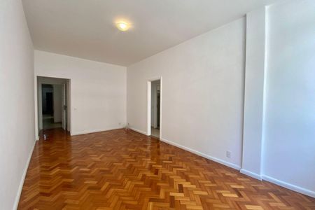 Apartamento à venda com 80m², 2 quartos e 1 vagaSala