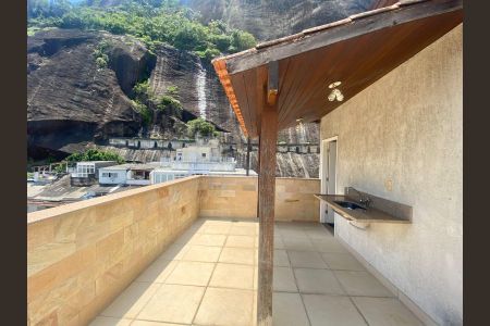 Apartamento à venda com 80m², 2 quartos e 1 vagaÁrea comum - Salão de festas