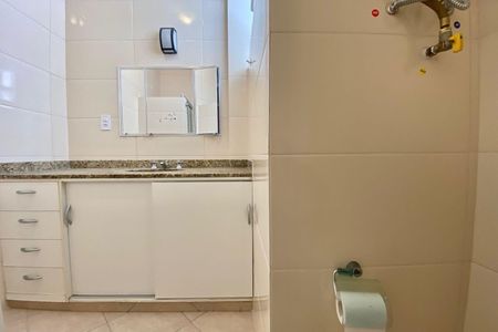 Apartamento à venda com 80m², 2 quartos e 1 vagaBanheiro Social