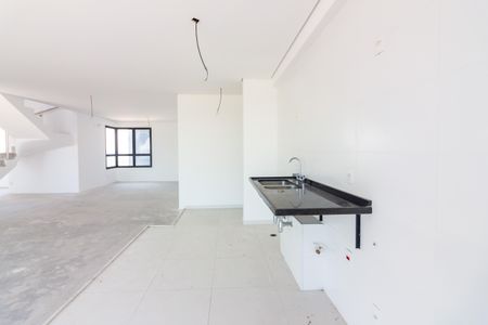 Apartamento à venda com 312m², 4 quartos e 5 vagasCozinha 