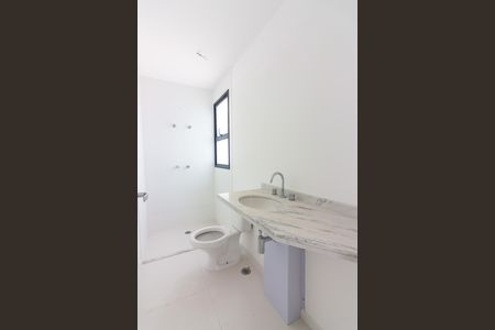 Apartamento à venda com 312m², 4 quartos e 5 vagasBanheiro da Suíte