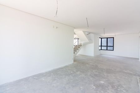 Apartamento à venda com 312m², 4 quartos e 5 vagasSala 