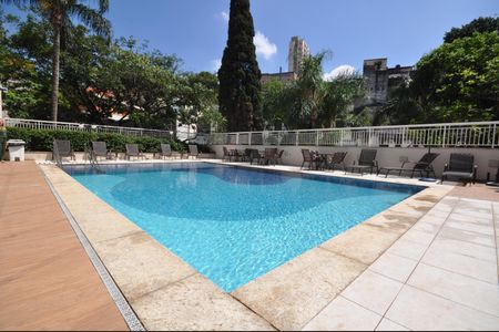 Apartamento para alugar com 78m², 2 quartos e 2 vagasÁrea comum - Piscina