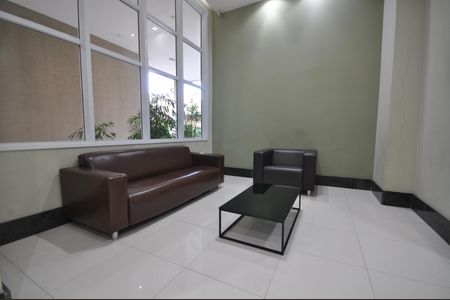 Apartamento para alugar com 78m², 2 quartos e 2 vagasHall Social