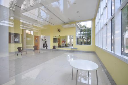 Apartamento para alugar com 78m², 2 quartos e 2 vagasEspaço Jovem