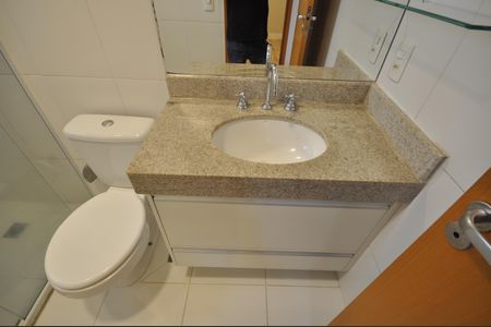 Apartamento para alugar com 78m², 2 quartos e 2 vagasBanheiro Social