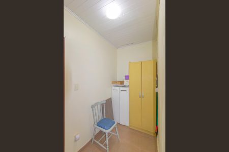 Casa à venda com 176m², 3 quartos e 2 vagas Casa à venda com 176m², 3 quartos e 2 vagasDespensa