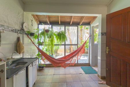 Casa à venda com 176m², 3 quartos e 2 vagas Casa à venda com 176m², 3 quartos e 2 vagasVaranda