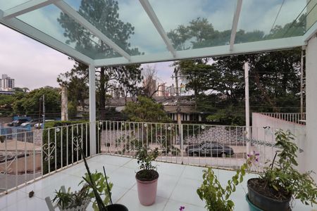 Casa à venda com 250m², 2 quartos e 3 vagasVaranda