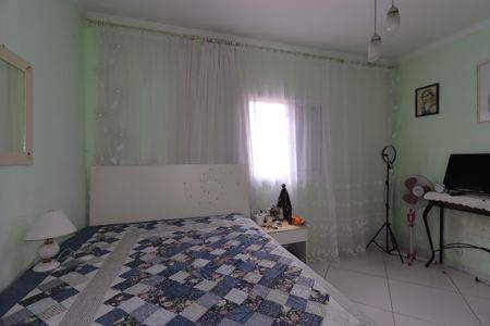 Casa à venda com 250m², 2 quartos e 3 vagasQuarto