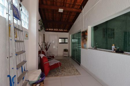 Casa à venda com 250m², 2 quartos e 3 vagasQuintal
