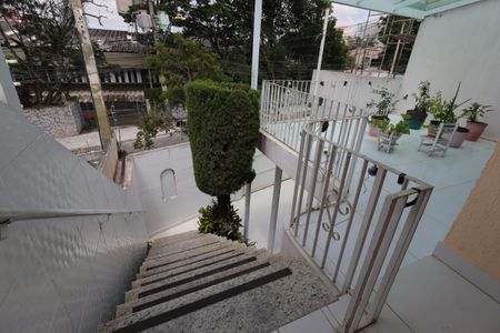 Casa à venda com 250m², 2 quartos e 3 vagasEntrada